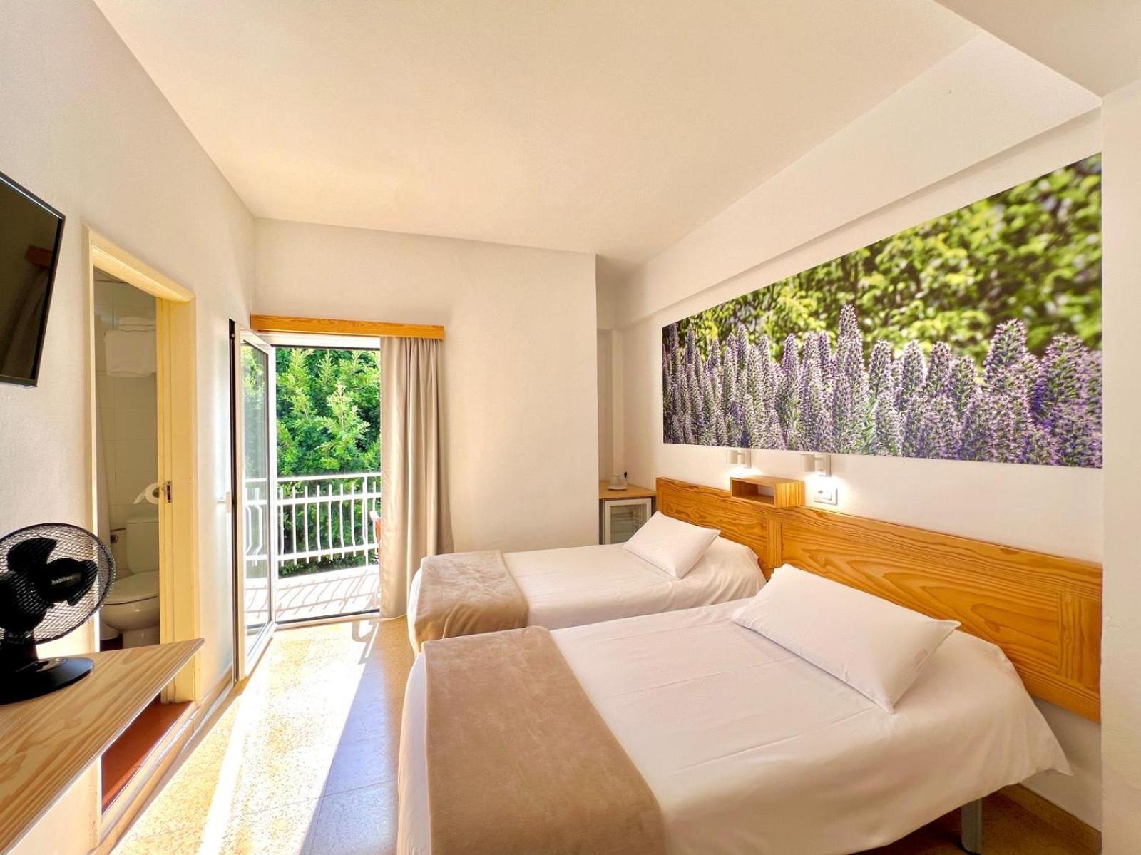 Hotel Eden 로스 야노스 데 아리다네 외부 사진